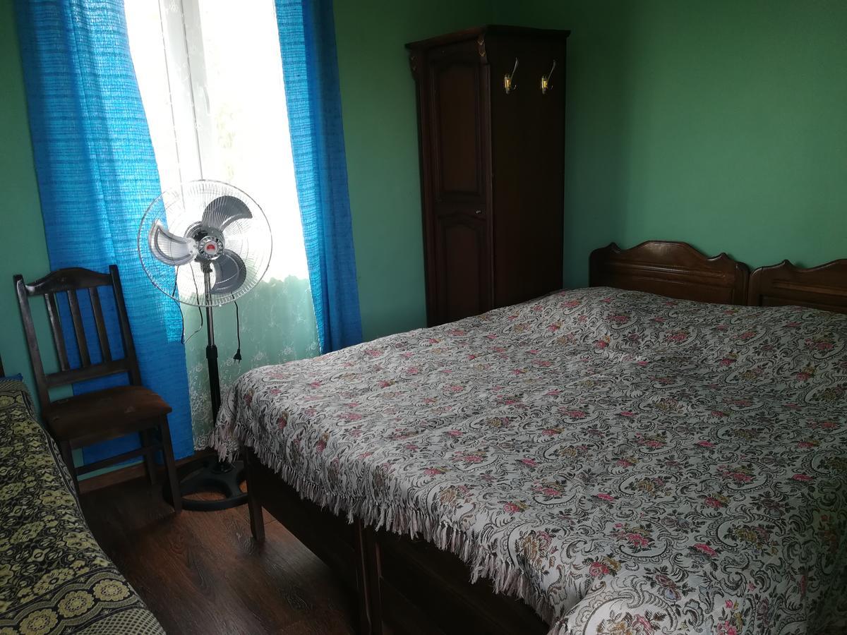 Guest House Of Givi Кобулеті Екстер'єр фото