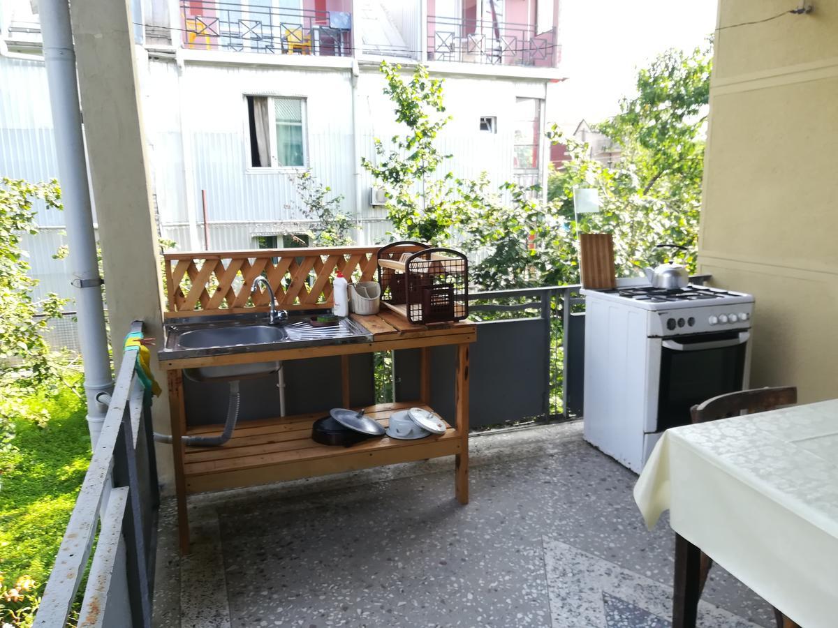 Guest House Of Givi Кобулеті Екстер'єр фото